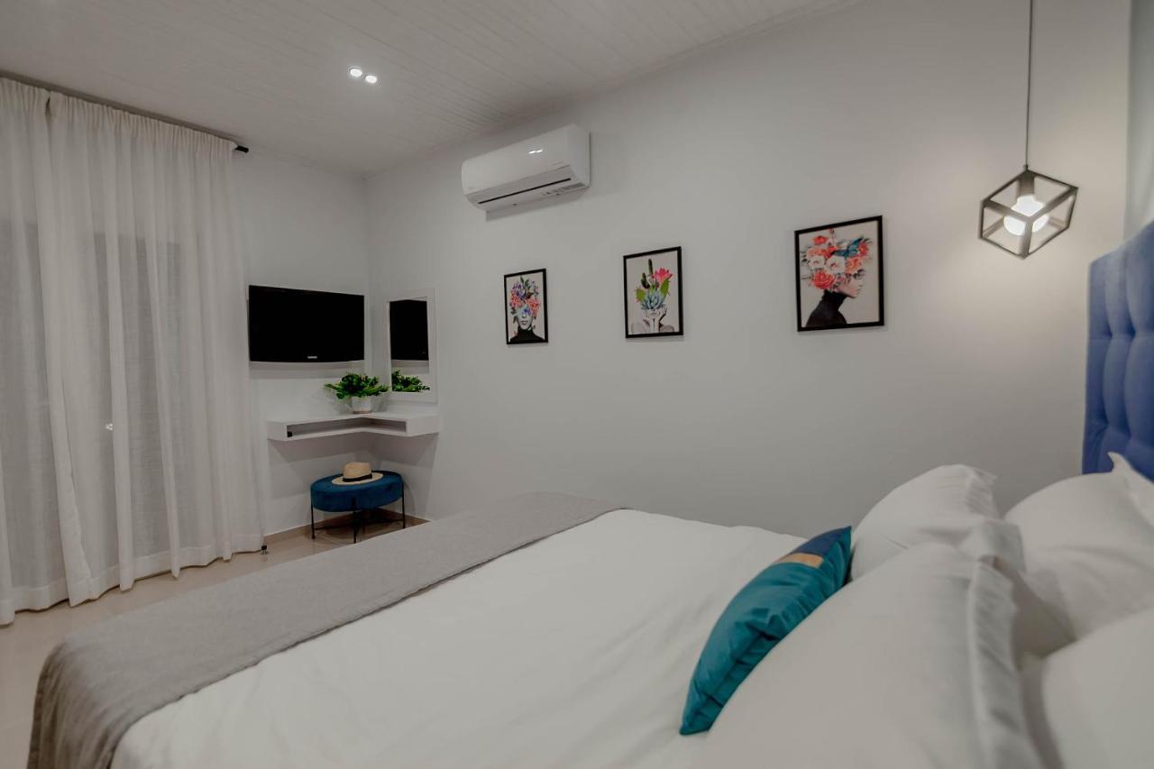 Ideal Boutique Hotel Parga Luaran gambar